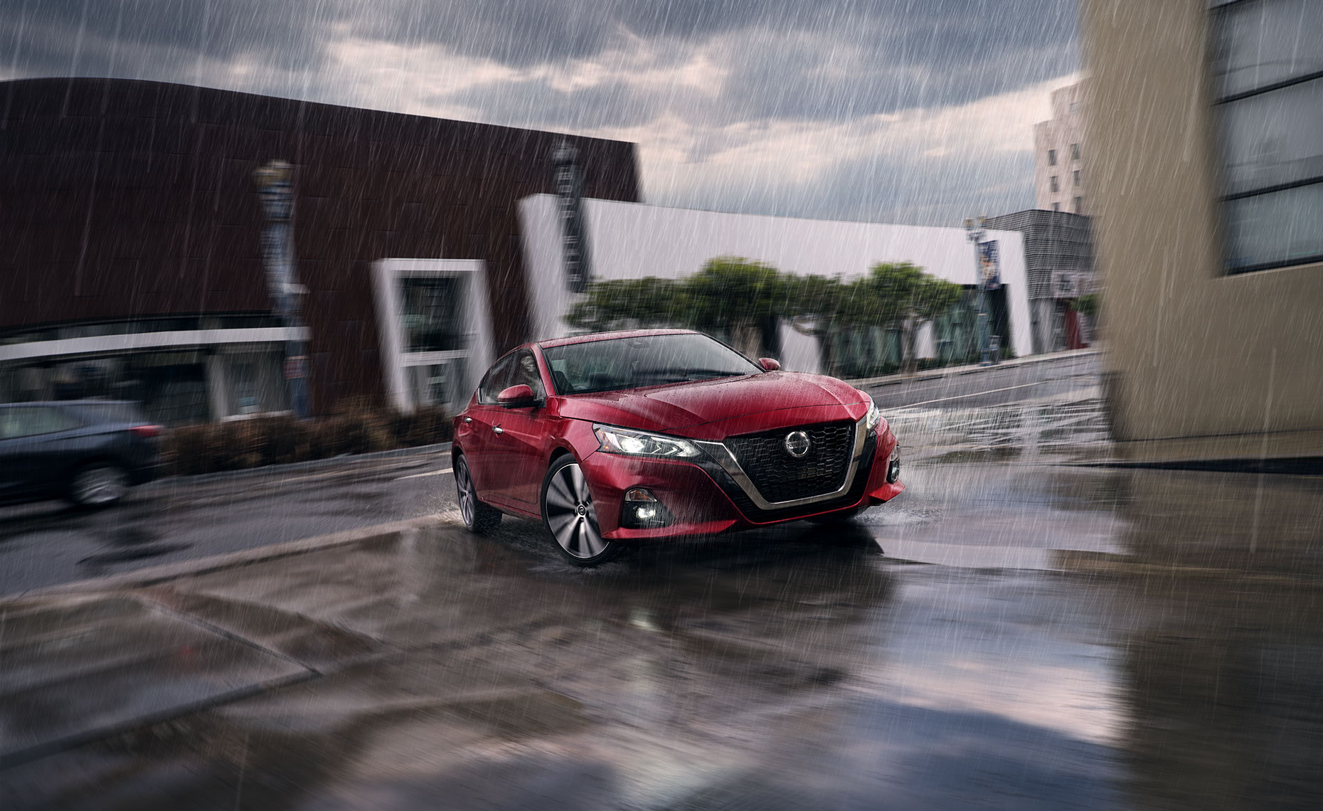 001_ALTIMA_Town_Rain